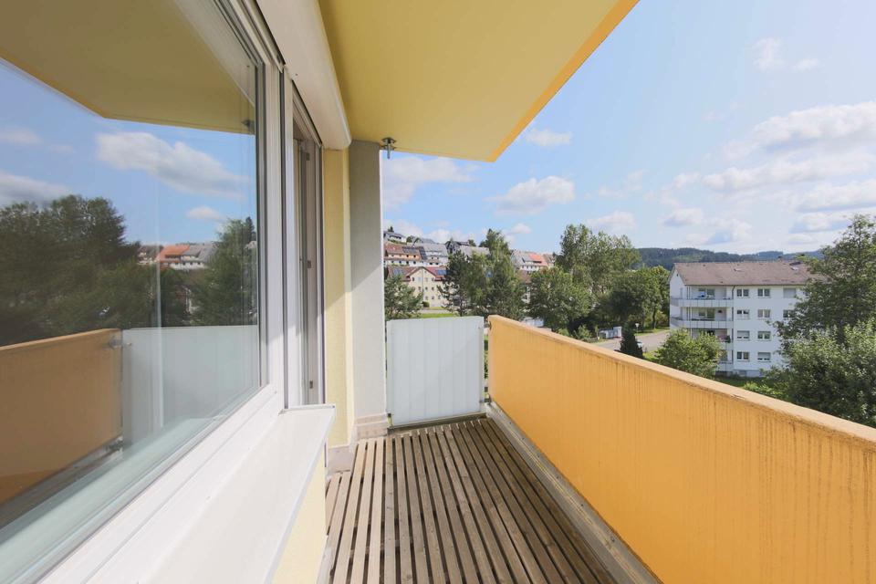 Thumbnail-** RENOVIERTE 3-Zimmer-Wohnung mit sonnigem Balkon **