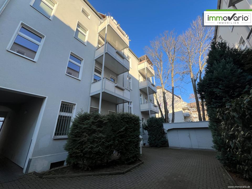 Thumbnail-Einfache 3-Raum-Wohnung mit Balkon, Tageslichtbad, Wanne & Dusche, Abstellraum. Stellplatz möglich