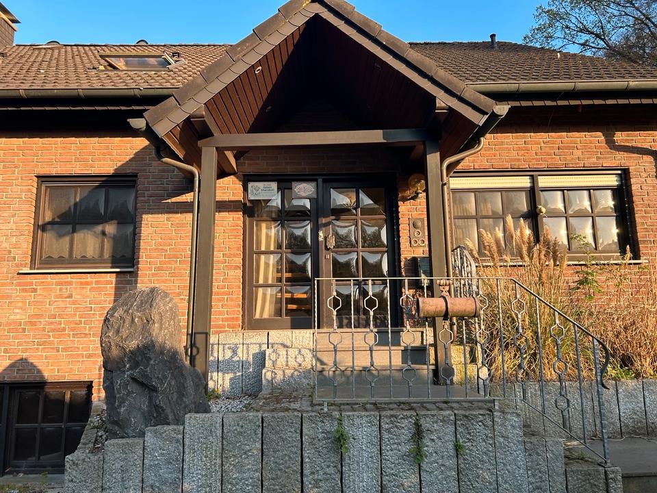 Thumbnail-1-2 Familienhaus in Brünen nähe Ortsmitte -Neue Viessmann Heizung