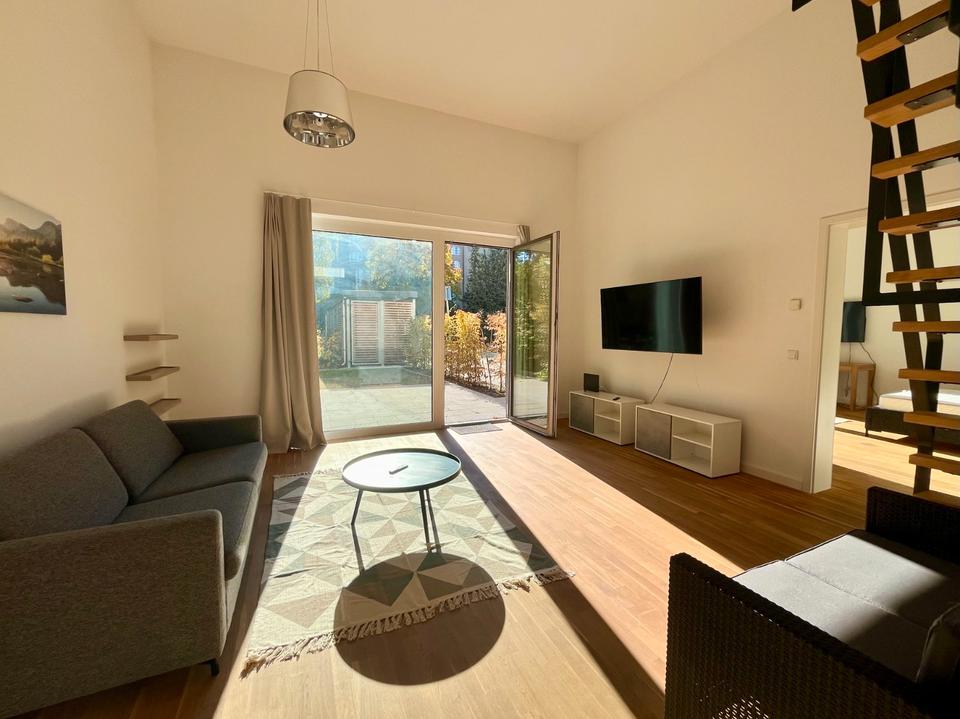 Thumbnail-Außergewöhnliche Gartenwohnung mit Hochebene und eigenem Hauseingang | Möbliert | Gewerblich nutzbar (still)