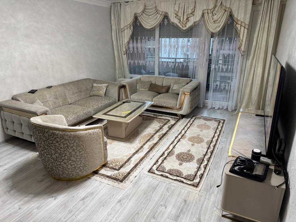 Thumbnail-4 Zimmerwohnung zu vermieten