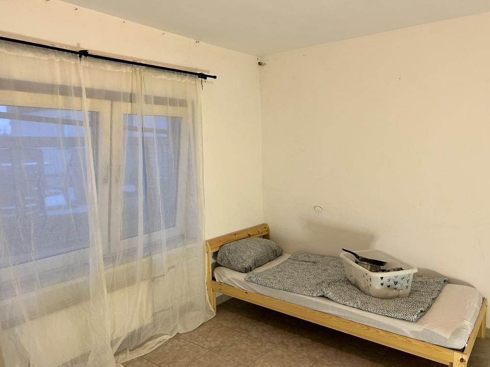 Thumbnail-Möbliertes Zimmer inkl. Internet, Strom und Kühlschrank