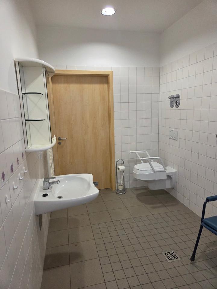 Thumbnail-Pflegeapartments in Wohngruppe – barrierefrei & rollstuhlgerecht