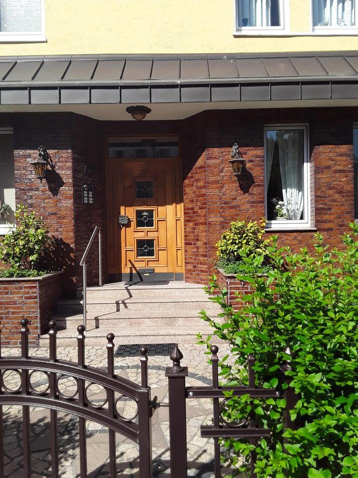 Thumbnail-Dachgeschosswohnung 2,5 Zimmer in Essen