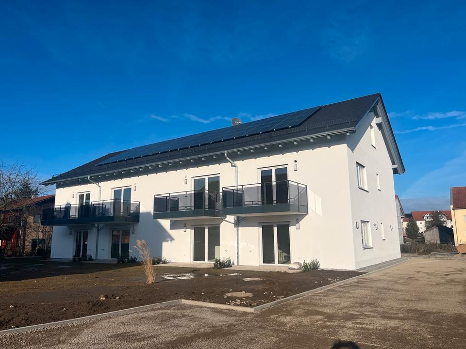 Thumbnail-Helle 2-Zimmer-EG-Wohnung im Neubau mit Terrasse & Garten