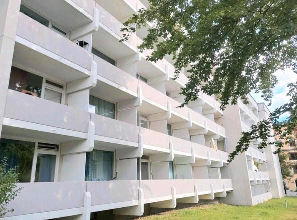 Thumbnail-Möbl.Appartement in München -Schwabing ( U6 )