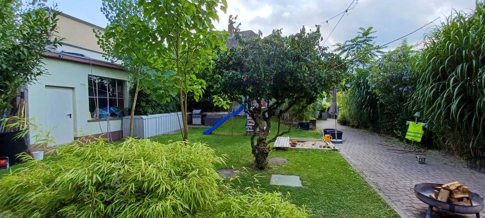 Thumbnail-Walldorf - Grundstück mit 2 Einfamilienhäusern