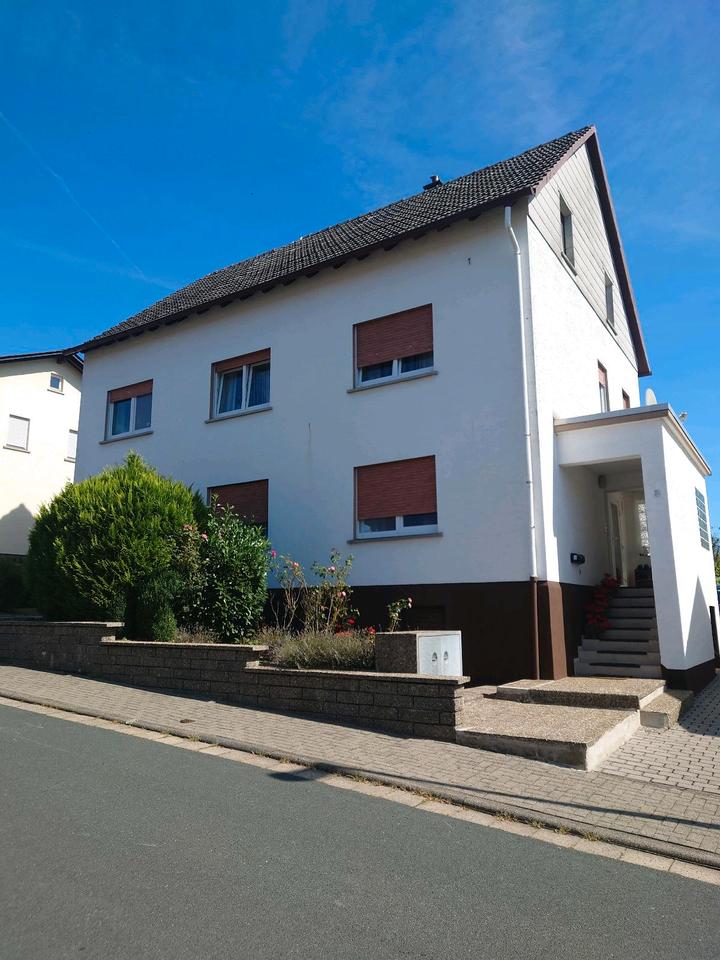 Thumbnail-Einfamilienhaus mit Einliegerwohnung + Grundstück in W-Odersbach