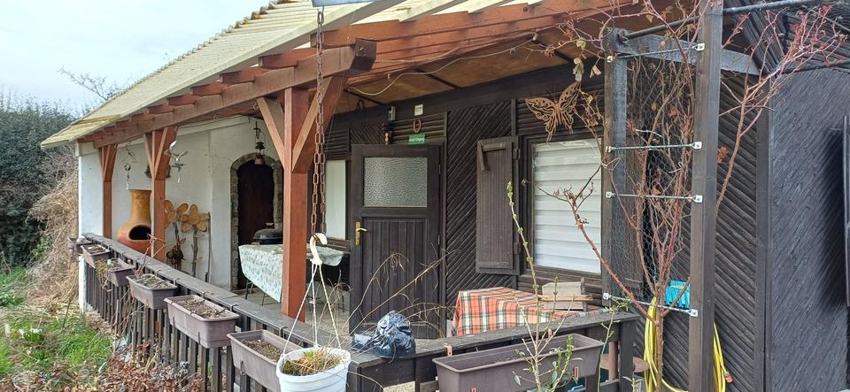 Thumbnail-Garten mit Laube