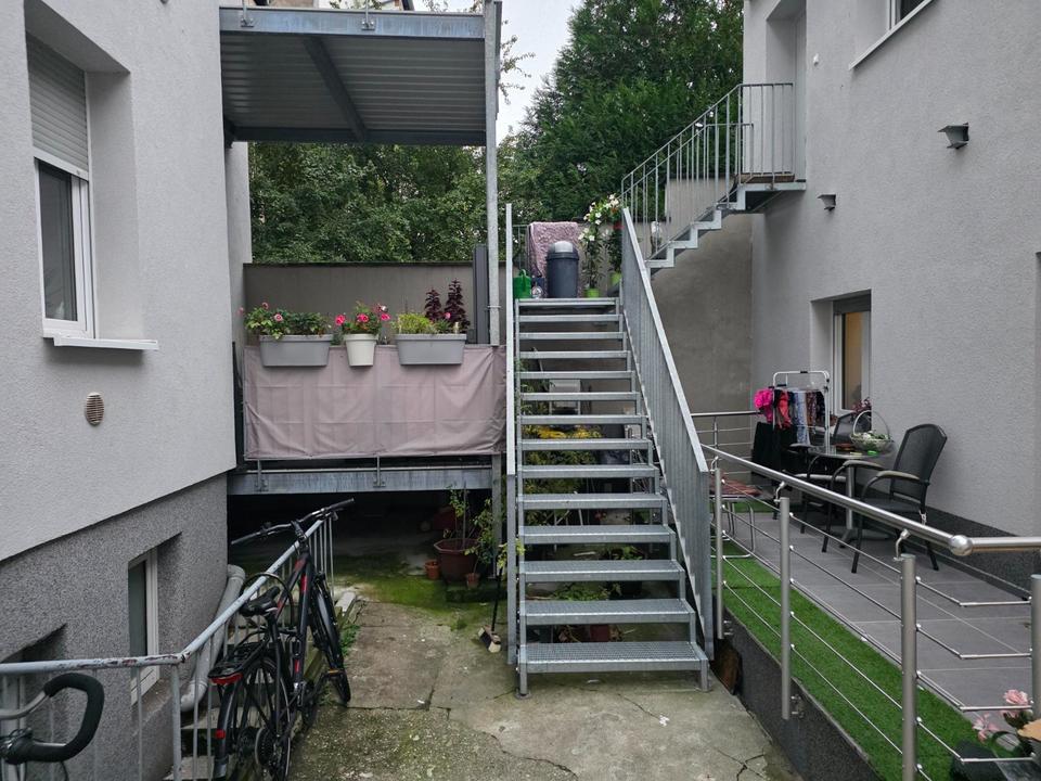 Thumbnail-++TOP provisonsfrei++NEU renoviertes 8 Familienhaus++VollWS++neue