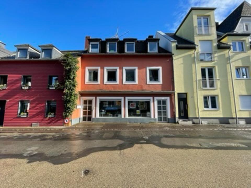 Thumbnail-Großzügiges Mehrfamilienhaus mit 400m2 Garten in Trier-Süd