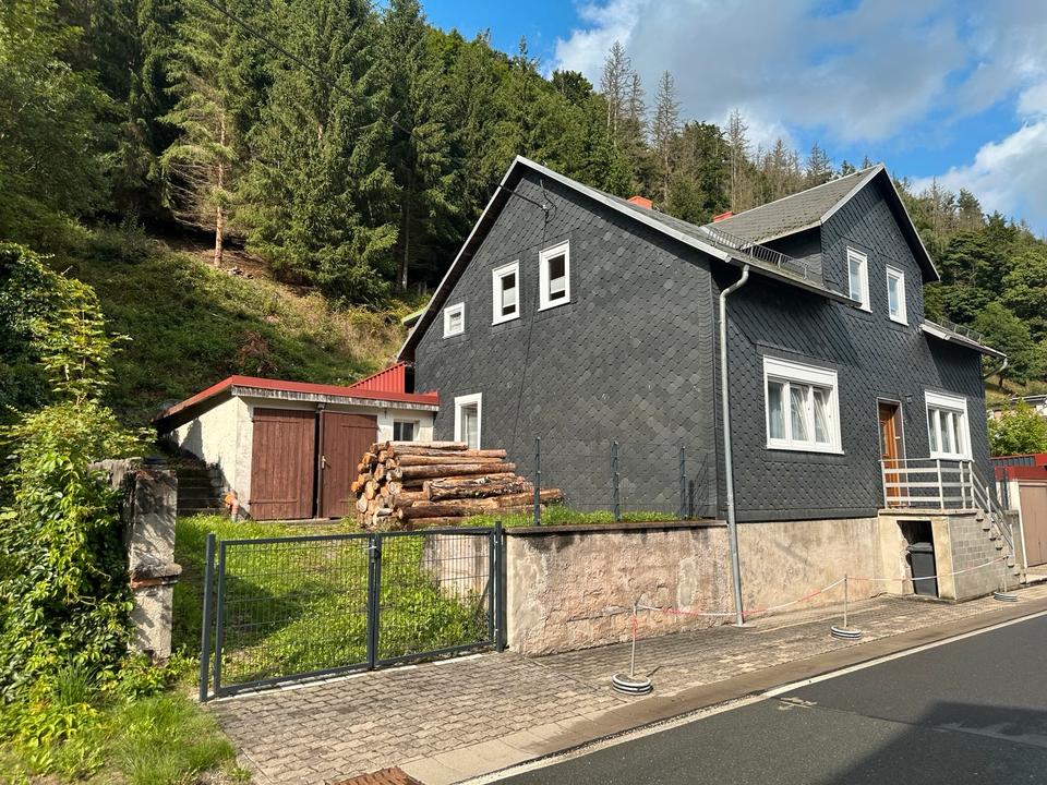 Thumbnail-Wohnhaus 1-2 Familien ,großes Grundstück