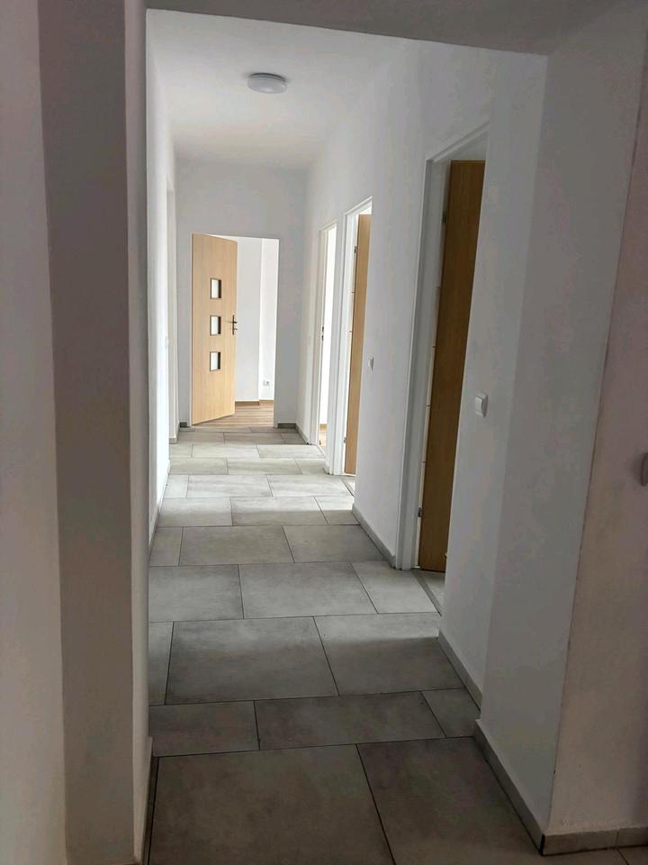 Thumbnail-Großzügige Wohnung 96m² – 4 Zimmer