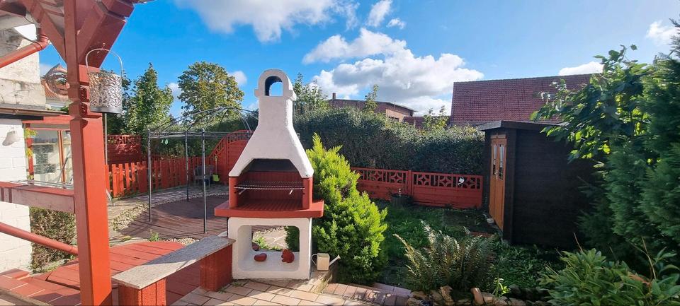 Thumbnail-*** DHH Top Lage, Garage Carport Teich und Garten ***