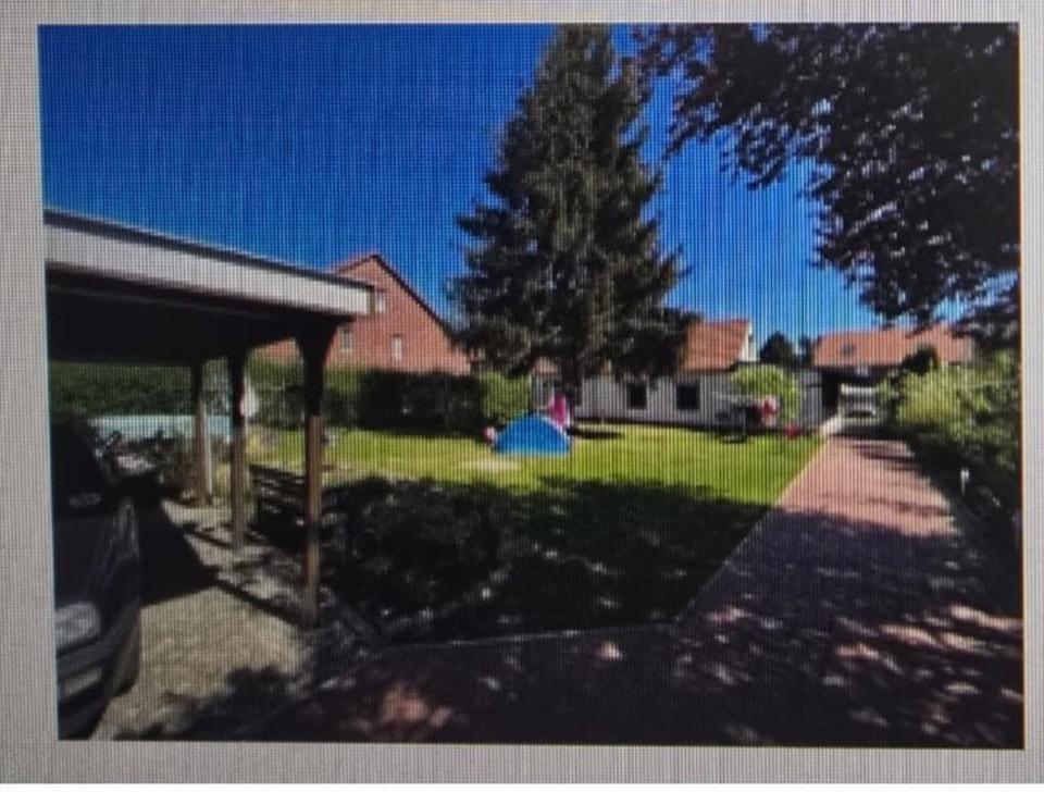 Thumbnail-Nettes Haus mit 2 vermieteten Wohnungen auf großem Grundstück