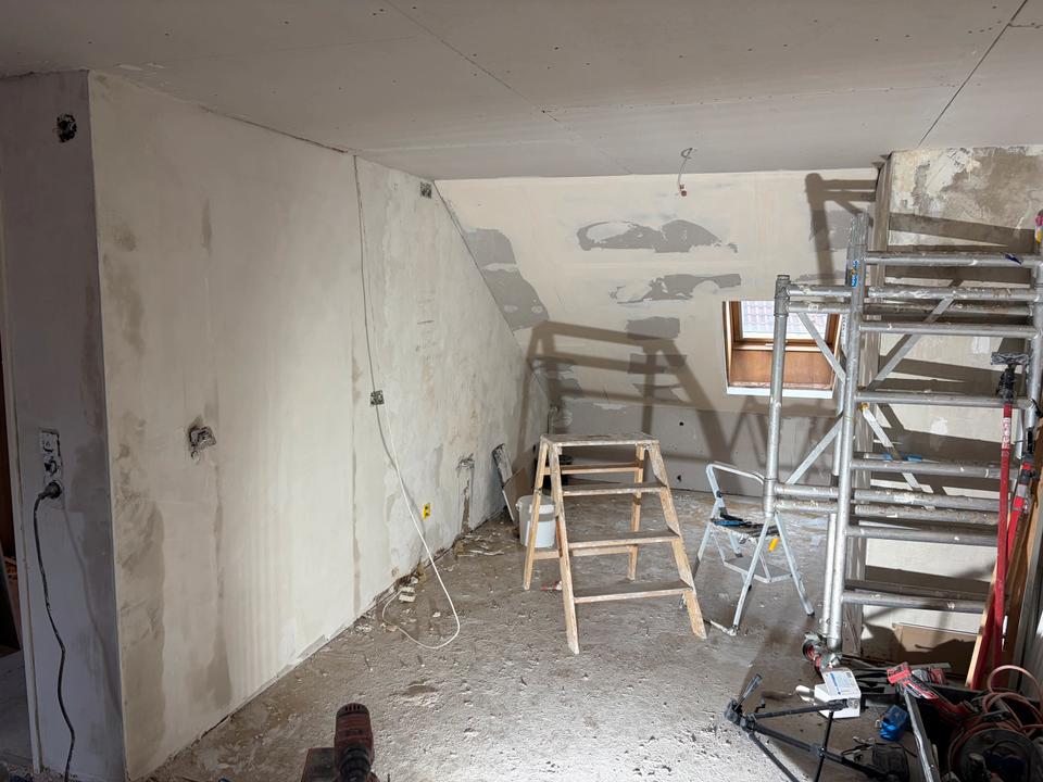 Thumbnail-Wohnung 3ZKB, Gersweiler, Dachgeschoss ab Januar Februar