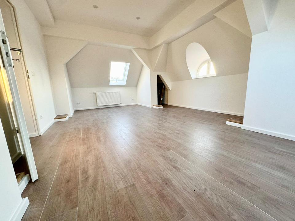 Thumbnail-+++Erstbezug nach Sanierung, 2 Zimmerwohnung mit offener Küche im schönen Lankwitz+++