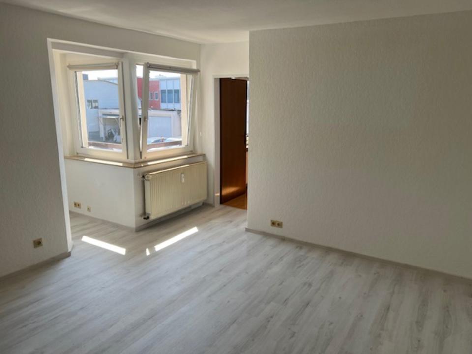 Thumbnail-Schöne Zwei-Zimmer-Wohnung mit 44 m² in Lierenfeld (Höherweg)