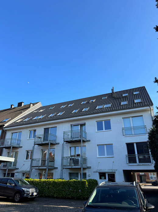 Thumbnail-Geräumige 3 Zimmerwohnung zur Miete in Ohlsdorf -Wentzel Dr.