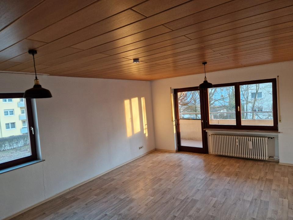 Thumbnail-Drei Zimmer Wohnung in Bad Königshofen zu vermieten