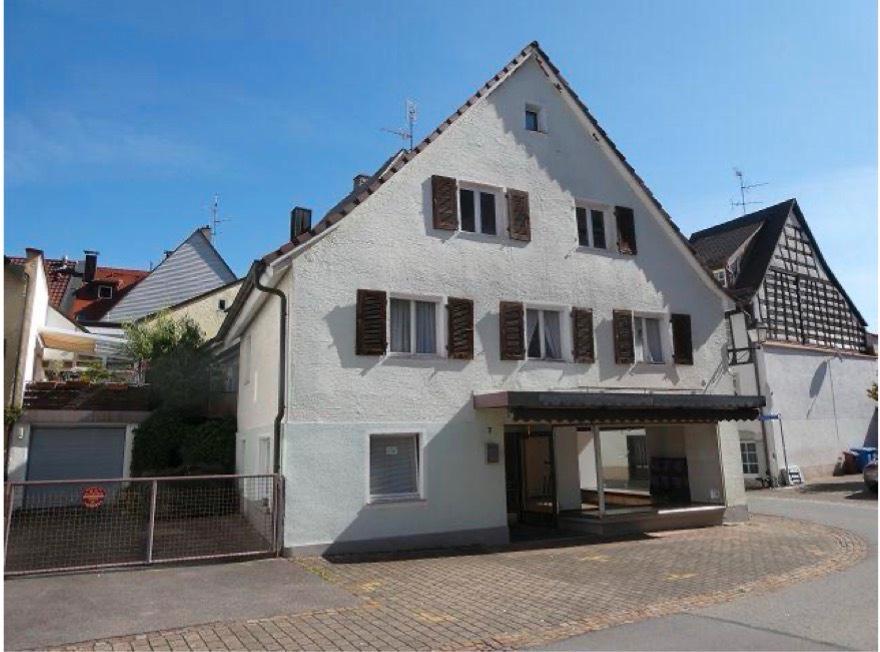 Thumbnail-4,5 Zimmer Wohnung mit Stellplatz im Herzen von Stockach