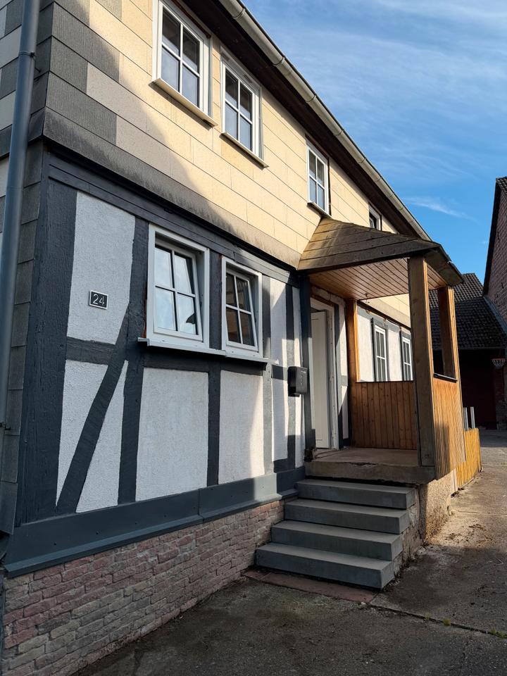 Thumbnail-Gemütliches kleines Fachwerkhaus in Neuental-Gilsa zu vermieten
