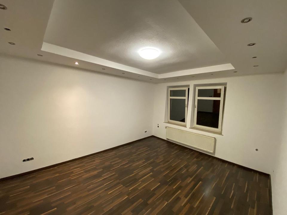 Thumbnail-Geräumige 5-Zimmer Wohnung in Nürnberg Südstadt