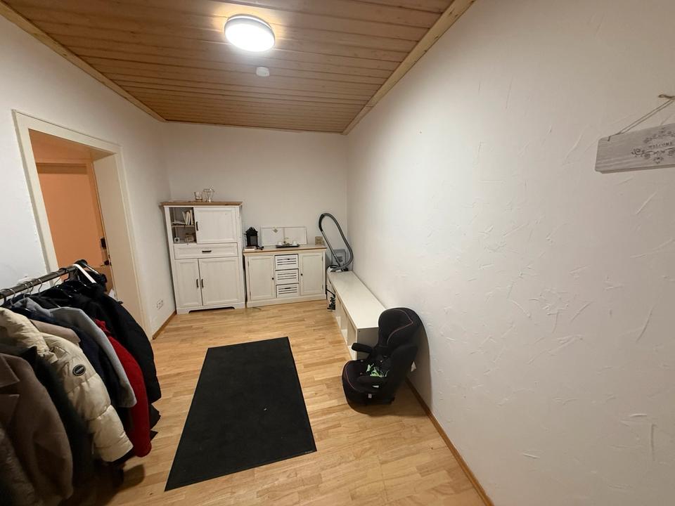 Thumbnail-Großzügige 3–4 Zimmer Wohnung in Geisenfeld – zentrale Lage