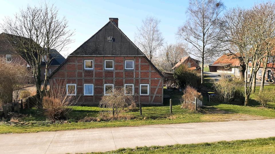 Thumbnail-Schönes altes Bauernhaus mit Potential