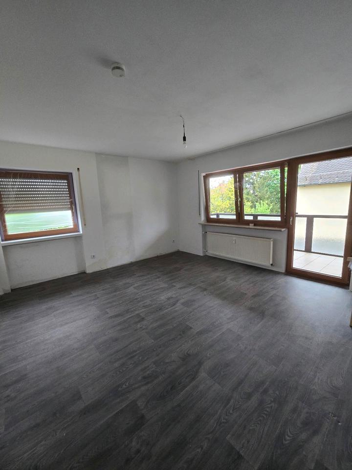 Thumbnail-Schöne 4 Zimmer Wohnung 113 qm in Nürnberg Eibach zu vermieten