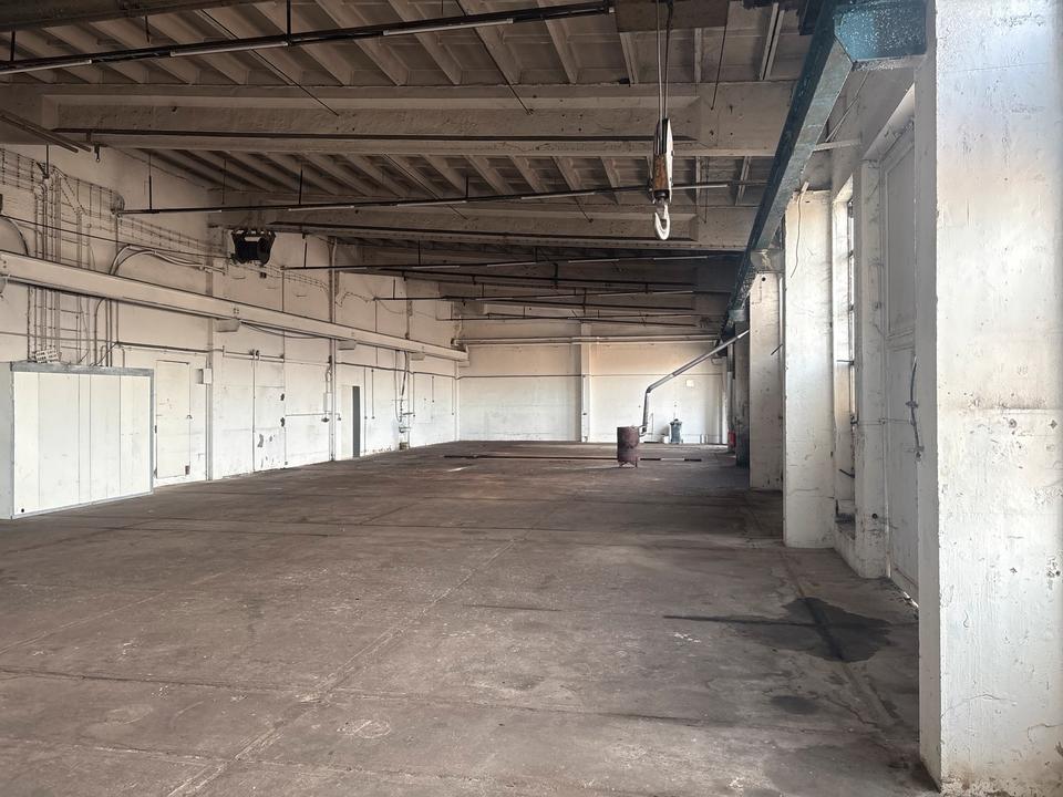 Thumbnail-Lagerhalle in der Saale Straße