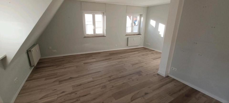 Thumbnail-Moderne 3-Zimmer-Wohnung mit Garage