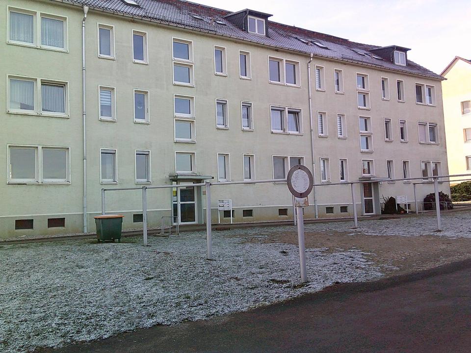 Thumbnail-Schöne 3 Raum Wohnung mit Stellplatz in Starkenberg zu vermieten