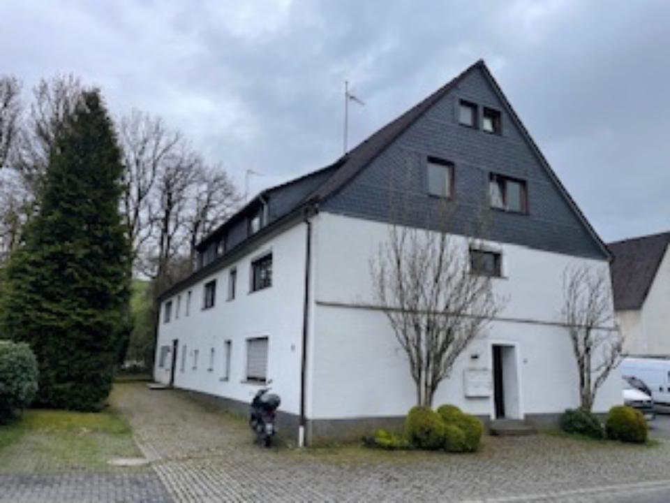 Thumbnail-Renditestarkes Achtfamilienhaus zwischen Olpe und Drolshagen