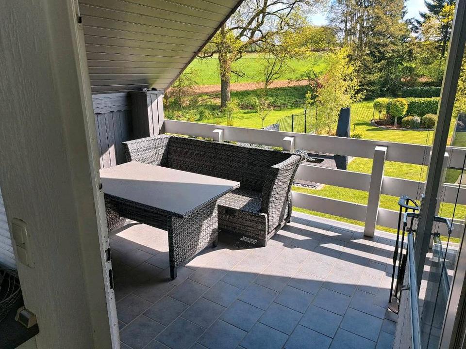 Thumbnail-Wohnung mit Einbauküche und Balkon zu vermieten