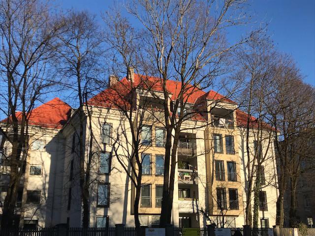 Thumbnail-Möblierte 2-Zimmer-Dachgeschosswohnung in Bestlage mit Balkon