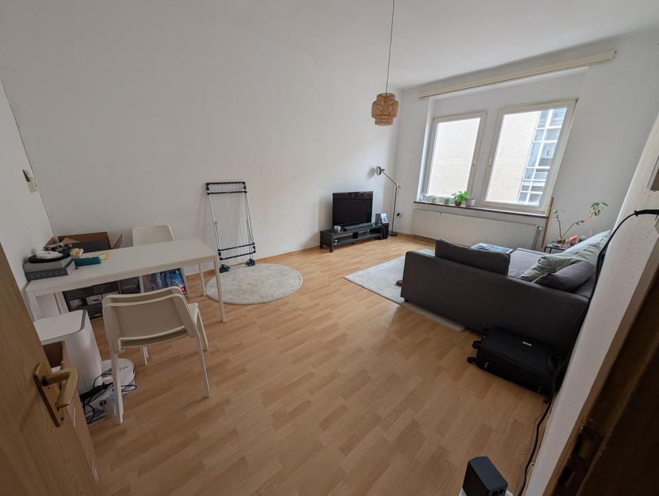 Thumbnail-Fully furnished 2 room bright apartment at Saarlandstrasse UBahn