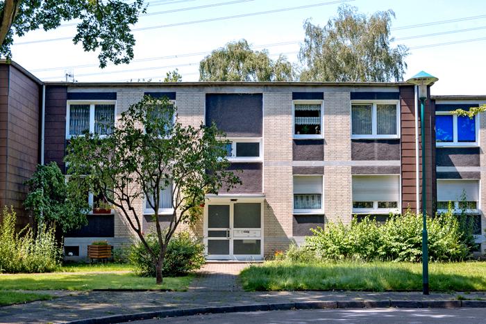Thumbnail-Modernisierte und renovierte Erdgeschosswohnung mit Balkon in ruhigem 4-Parteien-Haus