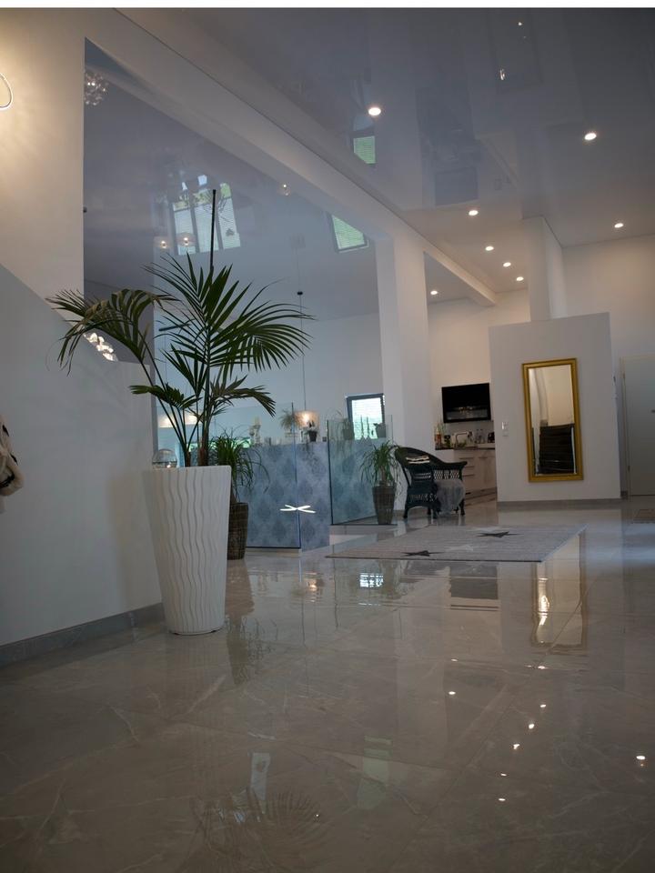 Thumbnail-Außergewöhnliches Einfamilienhaus