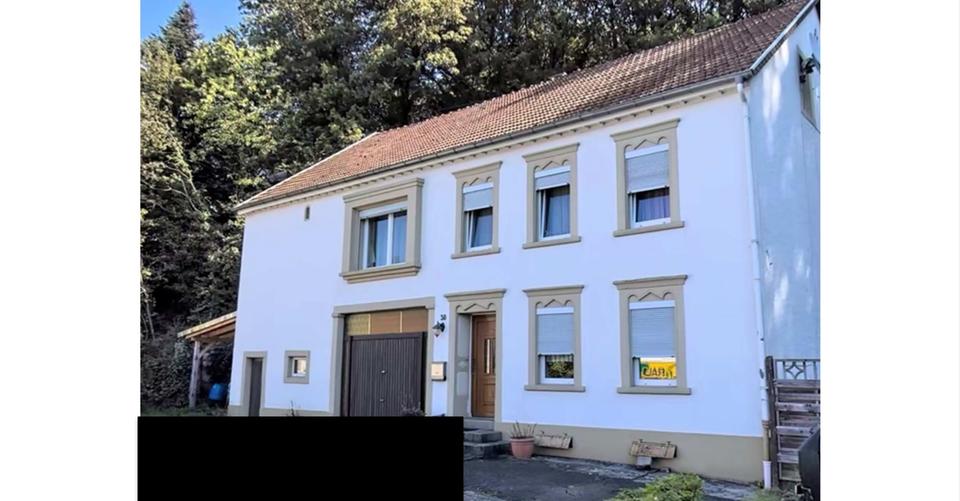 Thumbnail-Sanierungsbedürftiges Haus mit großem Grundstück
