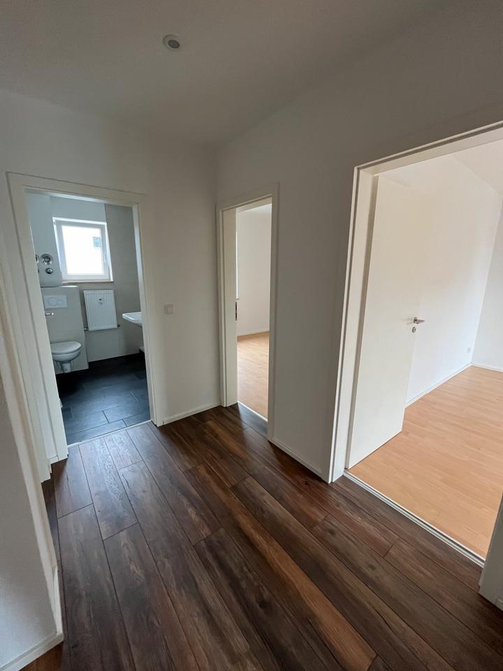 Thumbnail-3-Zimmer-Wohnung mit Balkon im Ingolstädter Süden - Nähe Hbf