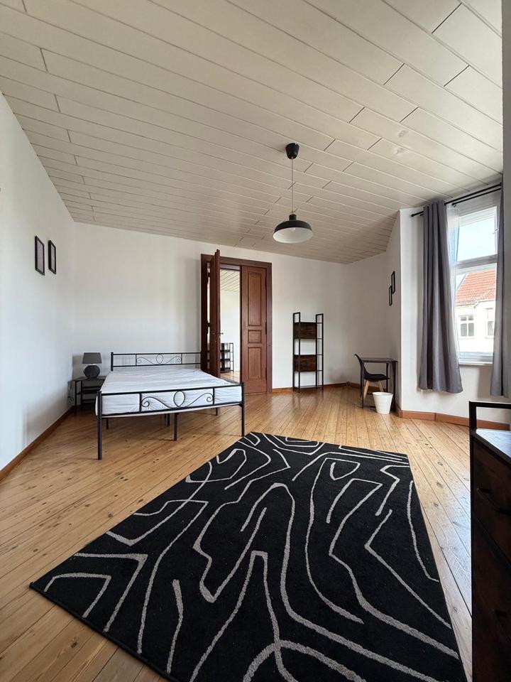 Thumbnail-3 Zimmer Wohnung , 90qm , Möbliert, Nöhe S -Bahnhof Schöneweide