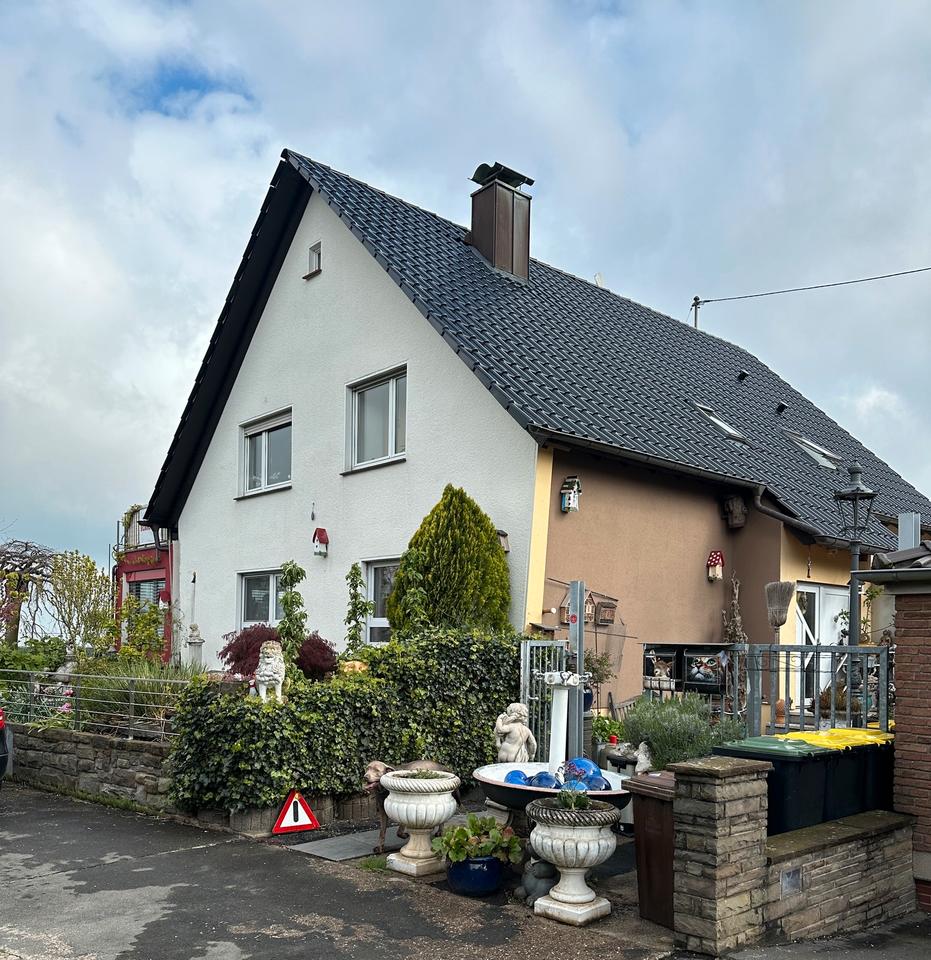 Thumbnail-Zweifamilienhaus im Siebengebirge mit Blick auf den Kölner Dom