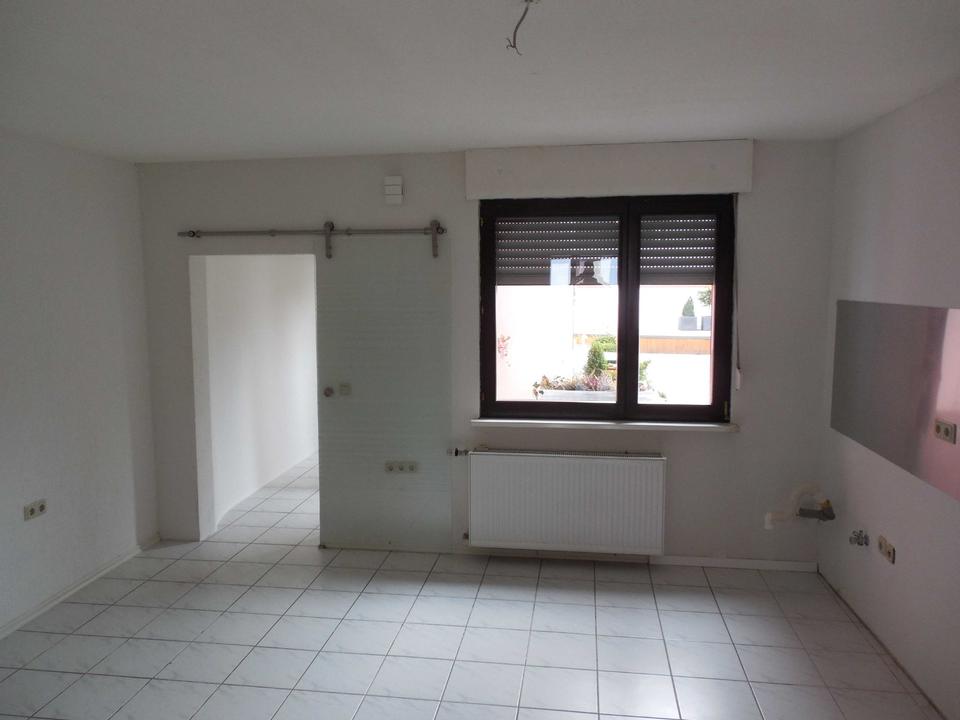 Thumbnail-Großzügige 5-Zimmer-Wohnung in Völklingen-Wehrden