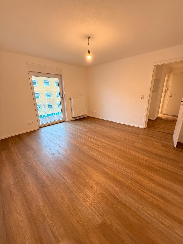 Thumbnail-Frisch renovierte 3 Zimmer-Wohnung