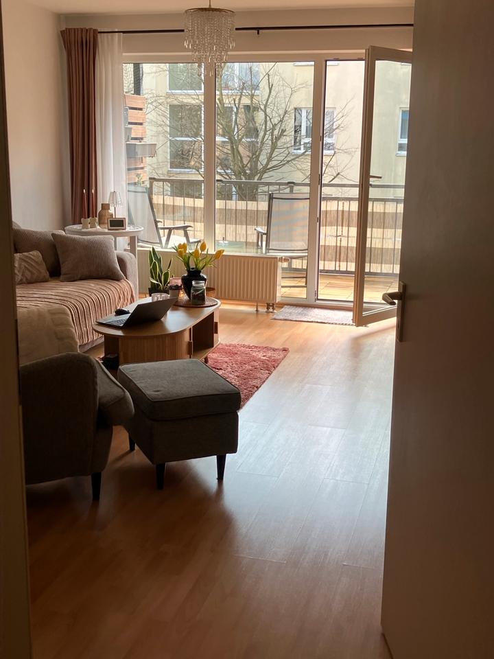 Thumbnail-Selten! Ruh. 2-ZWG, Aufzug, Südbalkon, Mod EBK, 2.OG, Zentrum