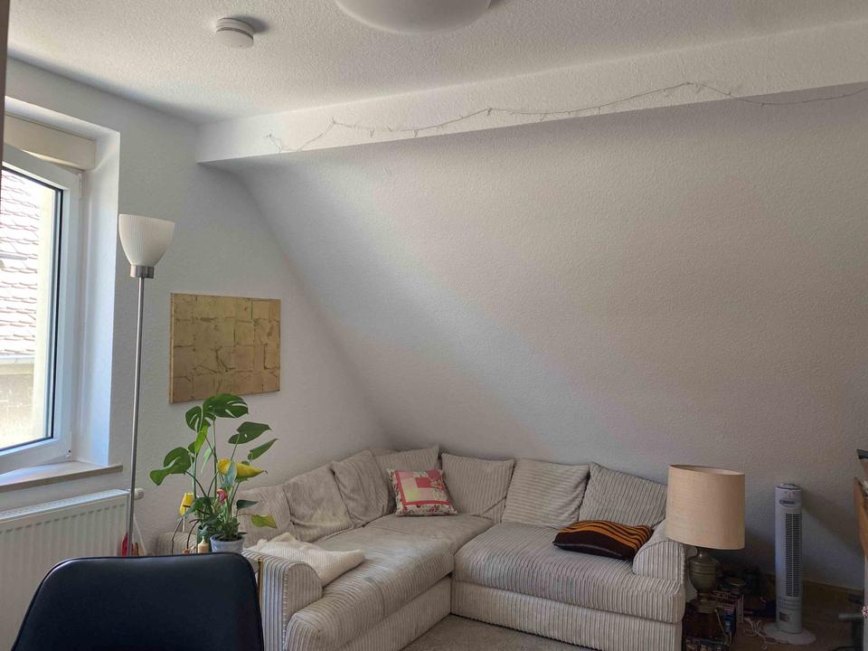 Thumbnail-Top sanierte 2 Zimmer Dach-Wohnung im Frauenland