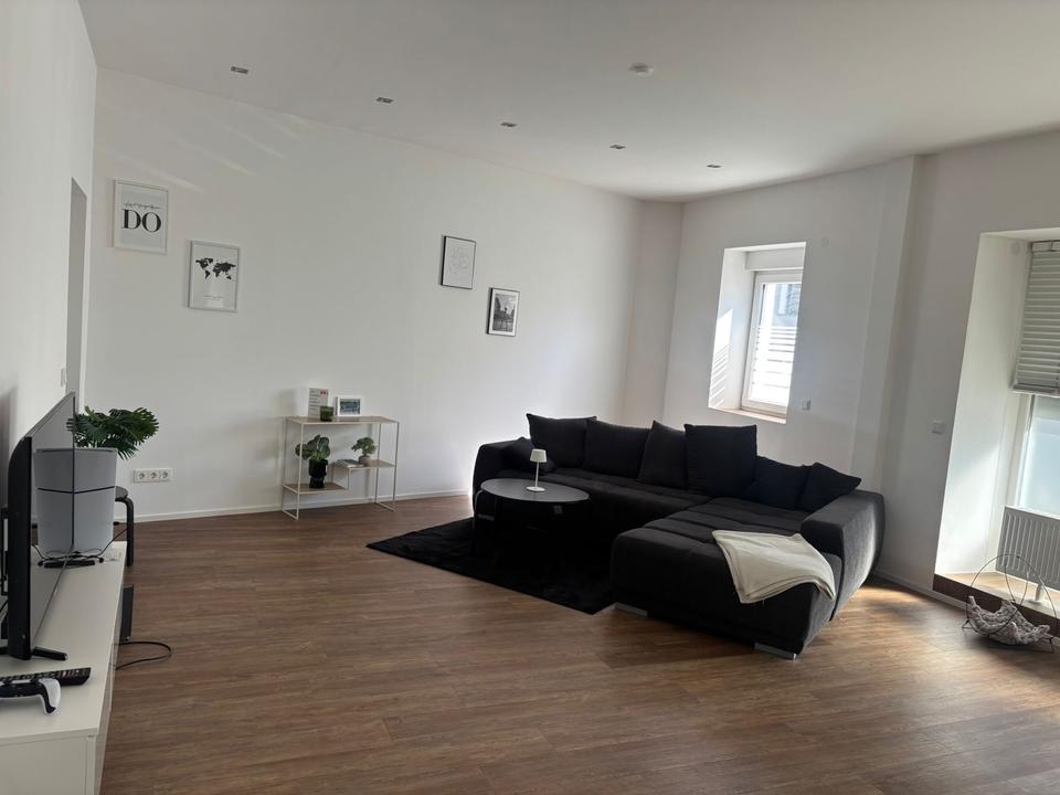 Thumbnail-großzügige 2ZKB WHG Riegelberg große Terrasse Fernblick 107m
