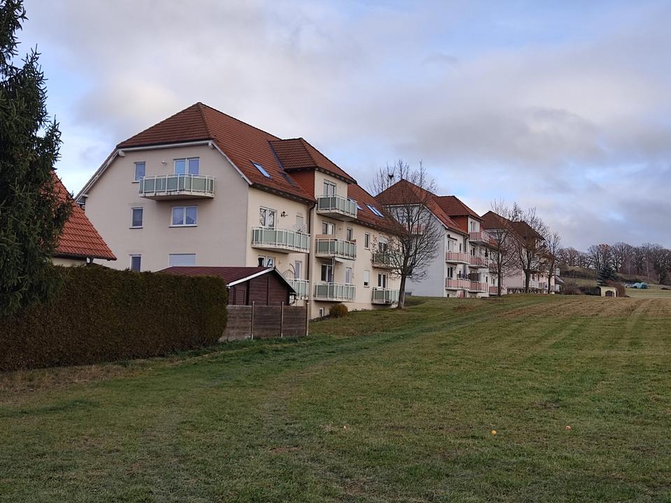 Thumbnail-Schöne 1-Raum-Wohnung mit Balkon und Stellplatz OT Gräfinau