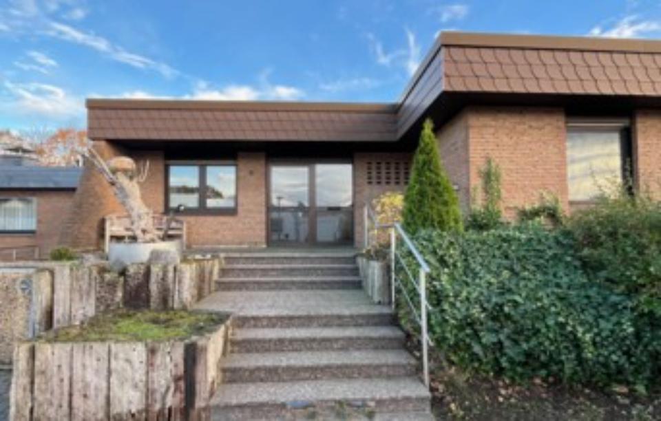 Thumbnail-Großzügiges Haus mit Traumgarten in sehr guter Lage von Marl